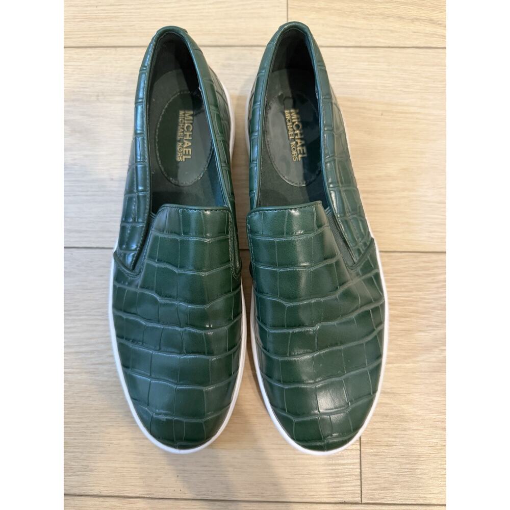 Michael Kors Women’s Green Croc Embossed Slip-On Low Top Sneakers White Sole 9M - Picture 5 of 5